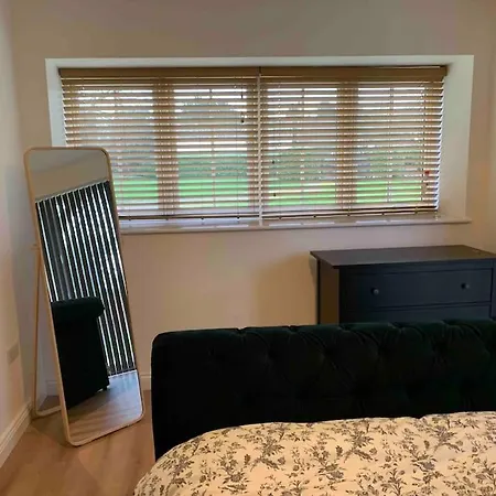 Albion Barn “sunset View” Apartment Bristol