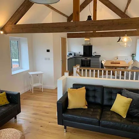 Apartment Albion Barn “sunset View”